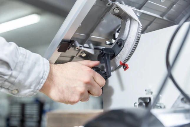 Scheppach Lintzaagmachine HBS261 1790 mm