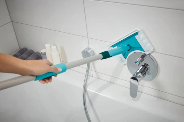 Leifheit Tegel- & badwisser Bath Cleaner met telescoopsteel 150 cm