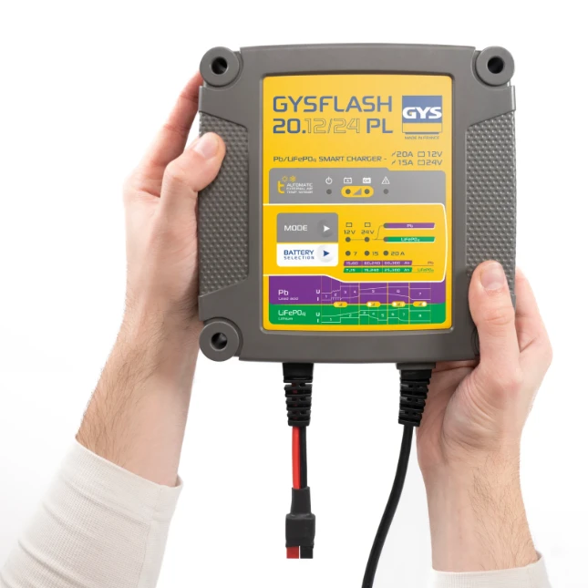 GYS Acculader GYSFLASH 20.12-24 PL 12/24V