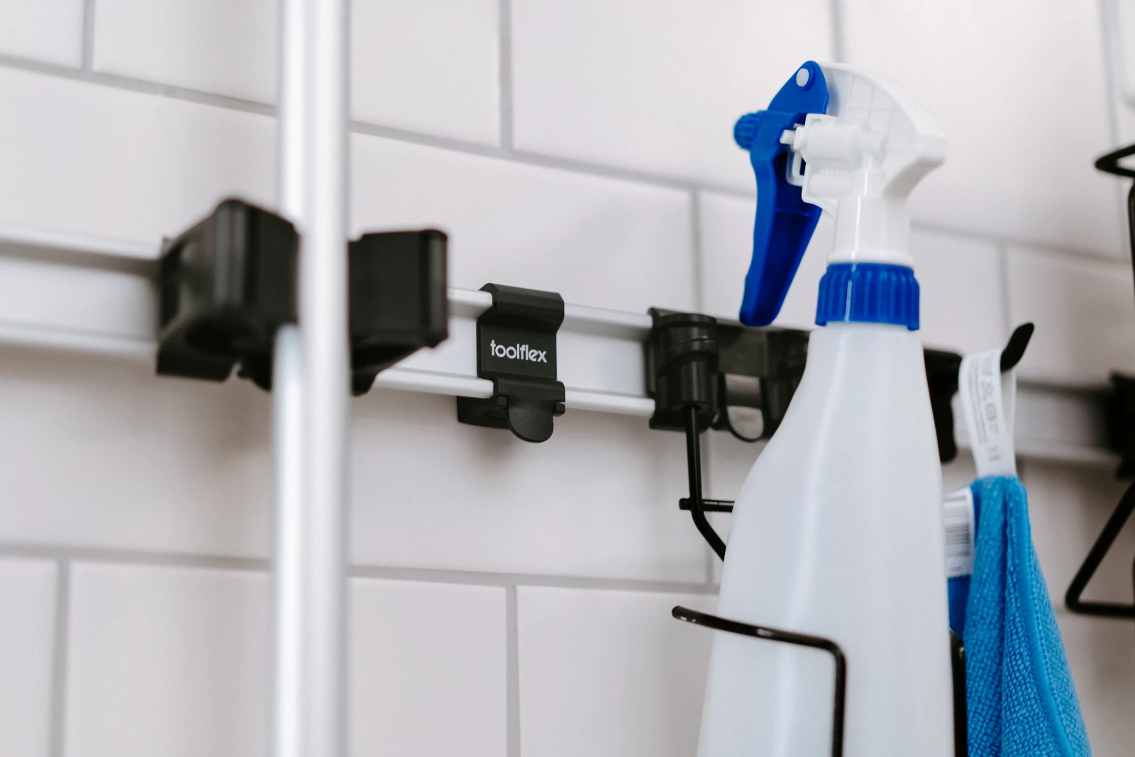 Toolflex One Aluminium Rail Zwart 940 mm - zonder houders