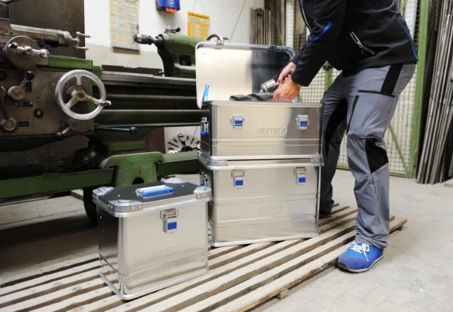 Alutec Aluminium kist INDUSTRY 153 - zilver