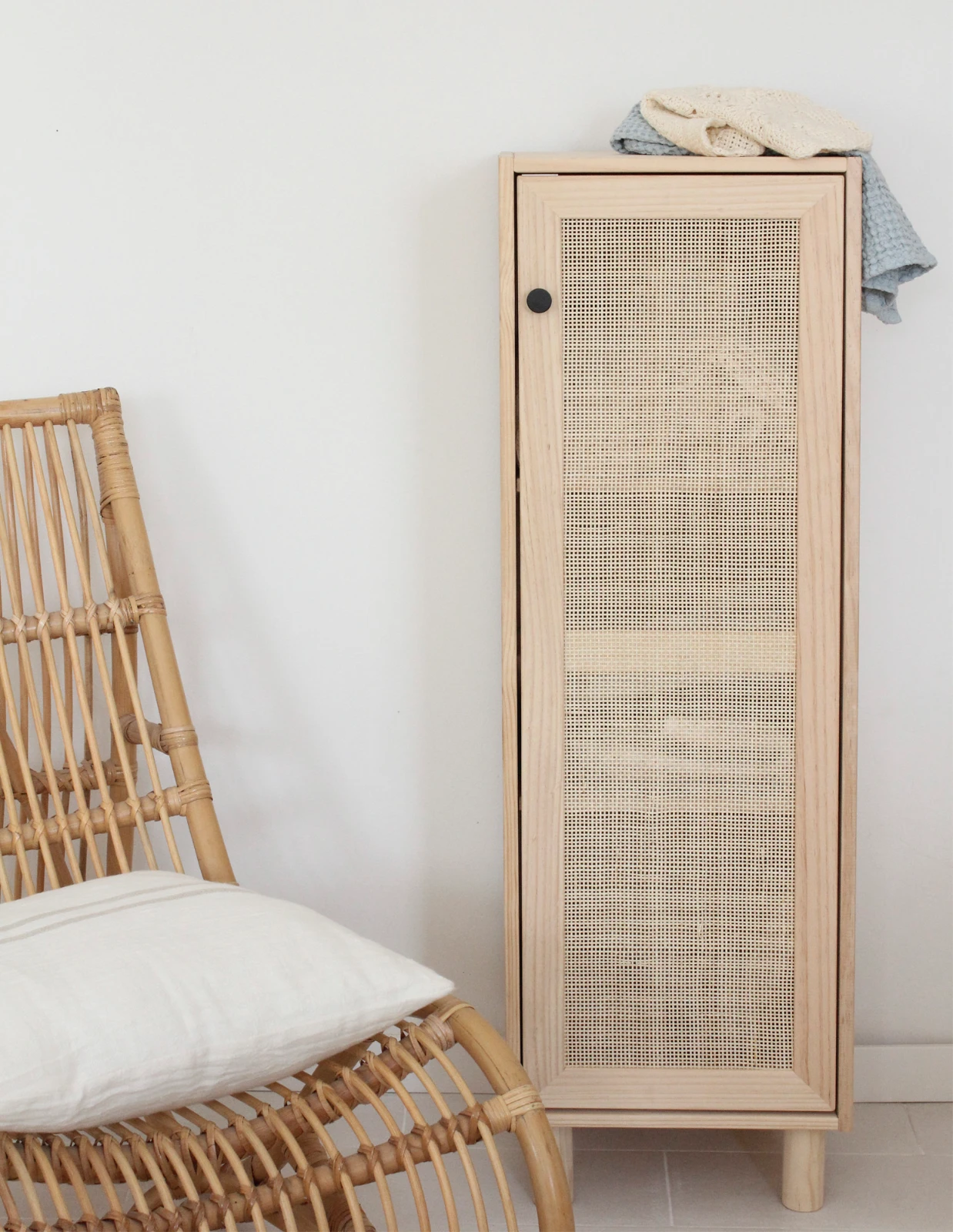 Astigarraga Kast rotan  verticaal - 1 deur