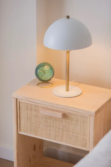 Astigarraga Bijzettafel van  hout en raffia