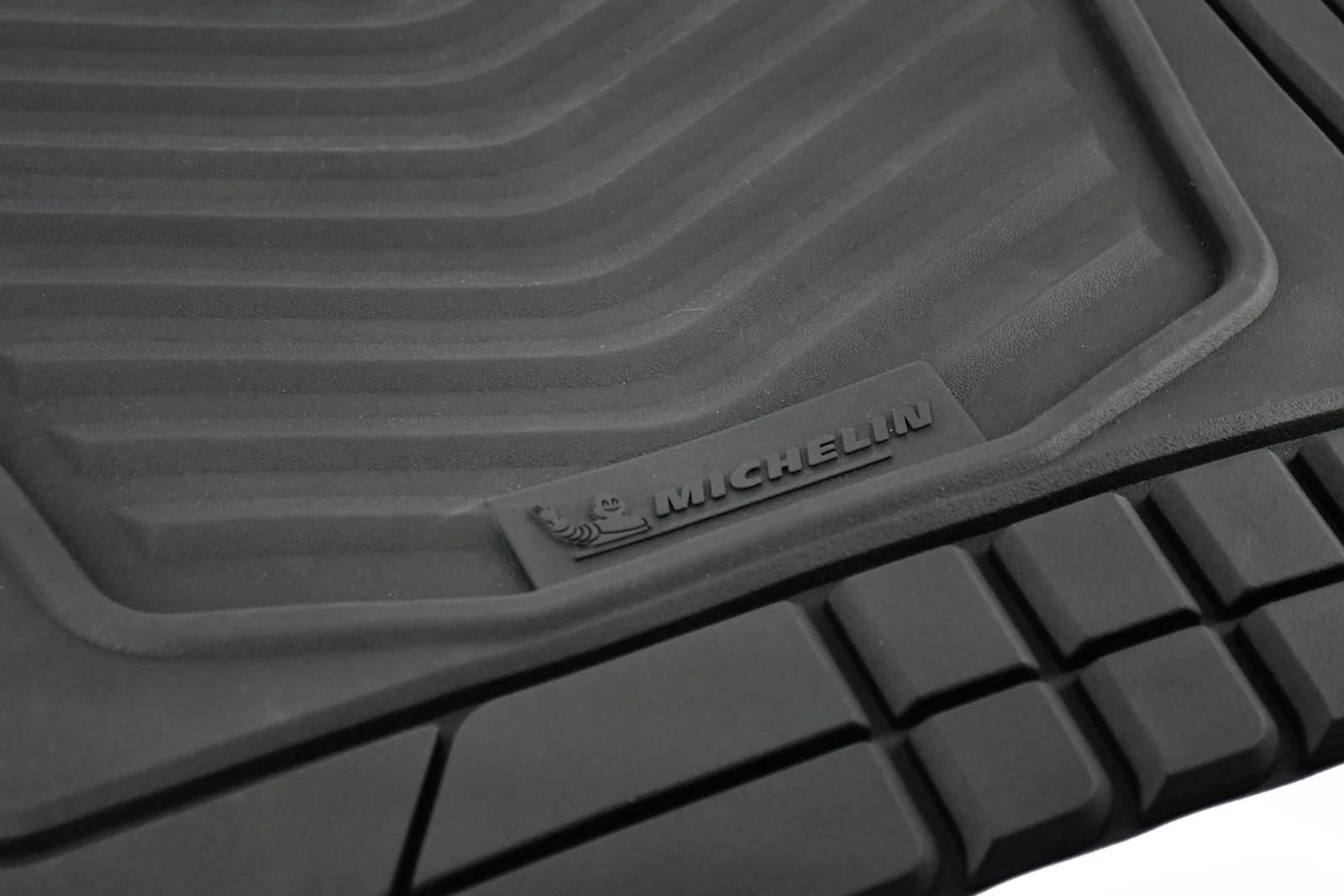 Michelin Wieldoppen 16 inch - zilv/zwa - 4 stuks