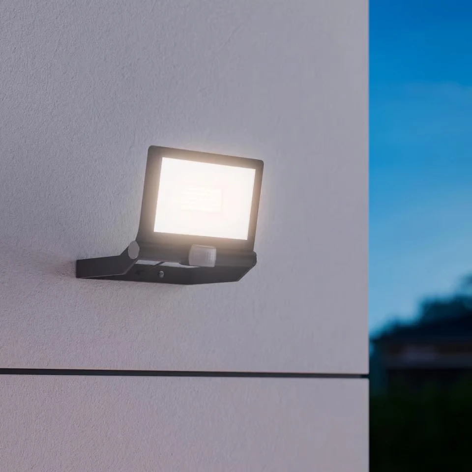 Steinel LED Buitenspot XLED ONE XL Sensor antraciet - met bewegingsmelder
