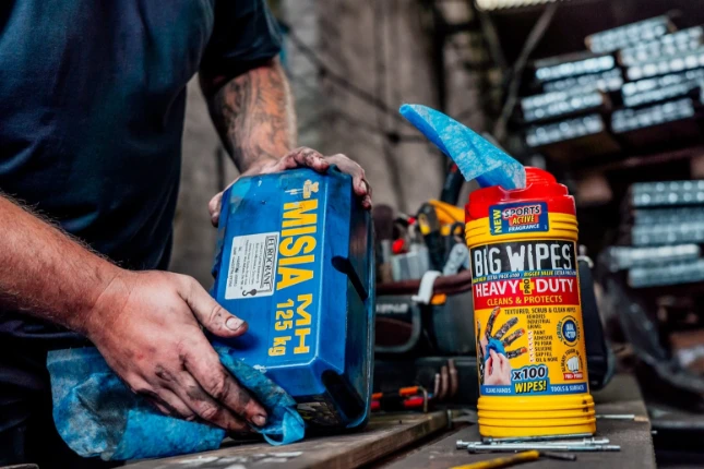 Big Wipes - 
Heavy Duty - Tube met 100 industriële doekjes