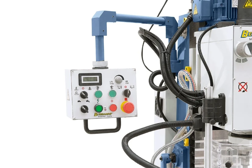 Bernardo Boor- & Freesmachine FM 55 HSV Vario met 3-assige digitale uitlezing