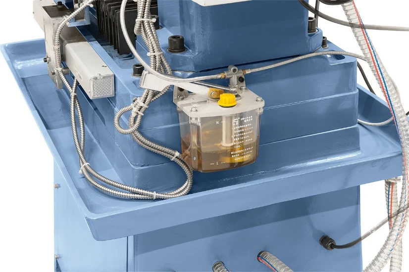Bernardo Boor- & Freesmachine FM 55 HTC Vario met 3-assige digitale uitlezing