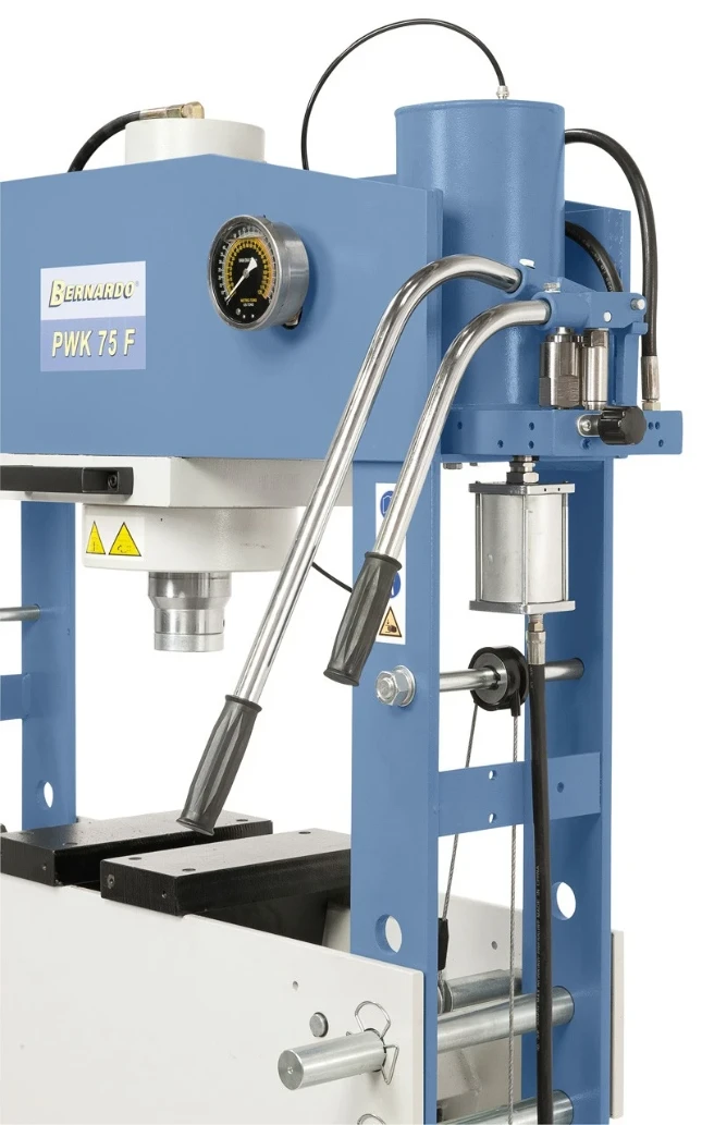 Bernardo Werkplaatspers Pneumatisch PWK 75 F