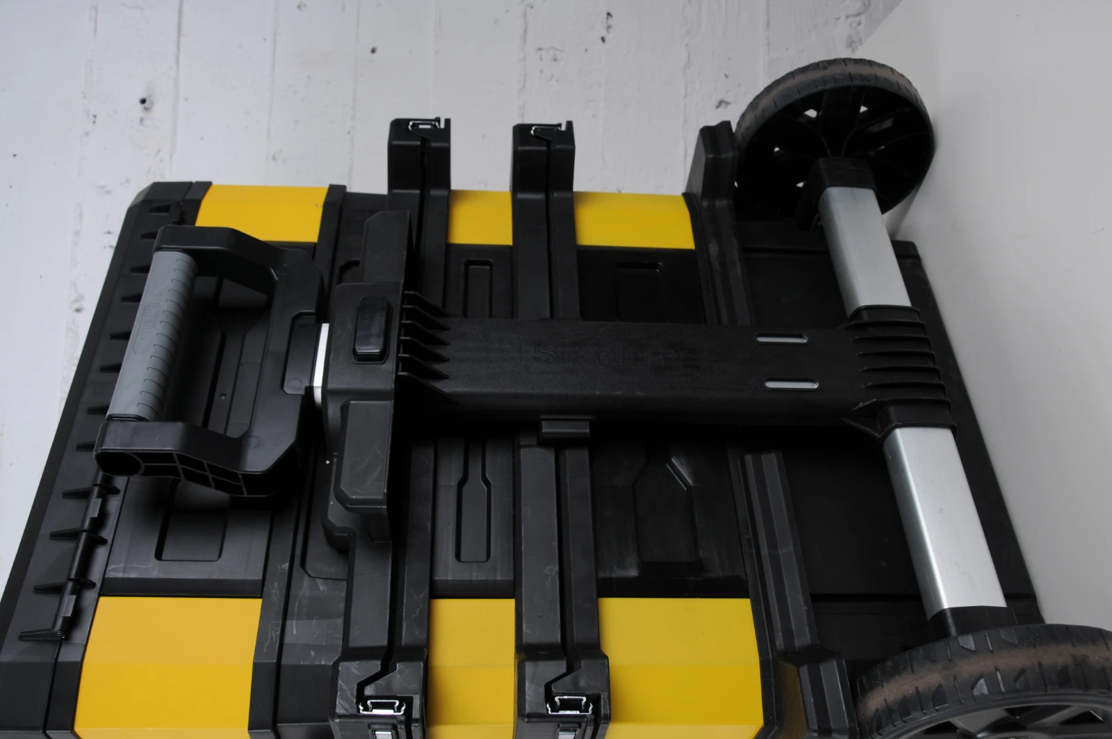 Stanley Gereedschapswagen MP 73x57x39 cm