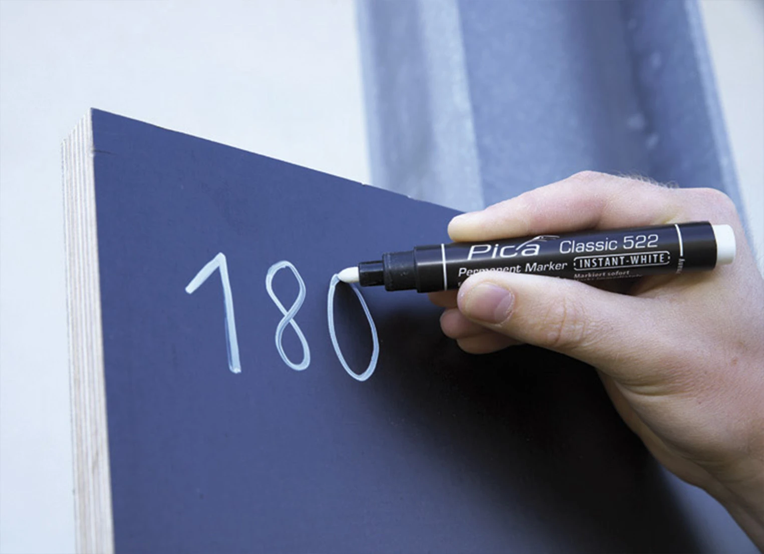 Pica Classic 522/52 Permanent Marker wit - ronde punt (blister)