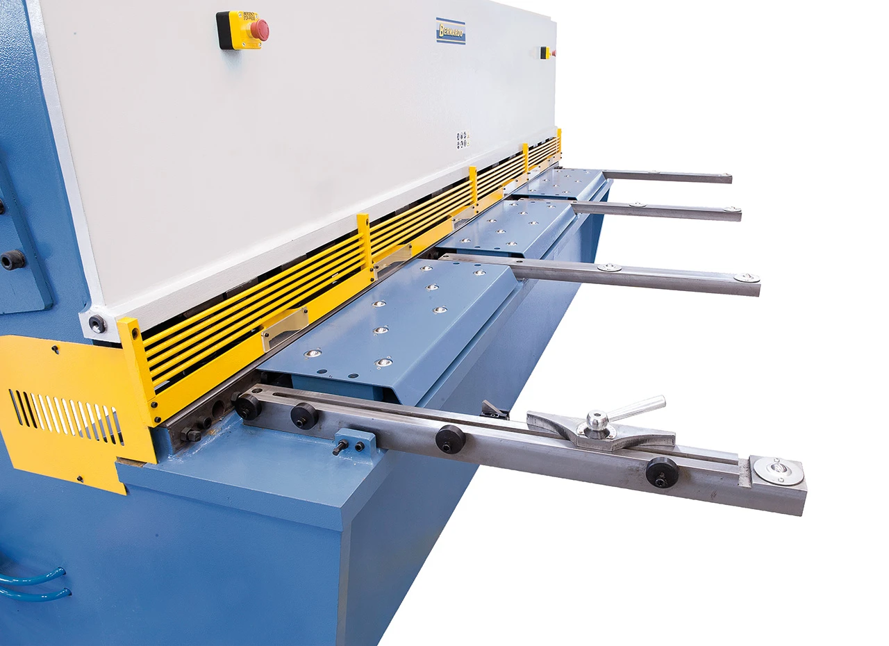 Bernardo Ciseaux à arasage HST 3200x8 hydraulique