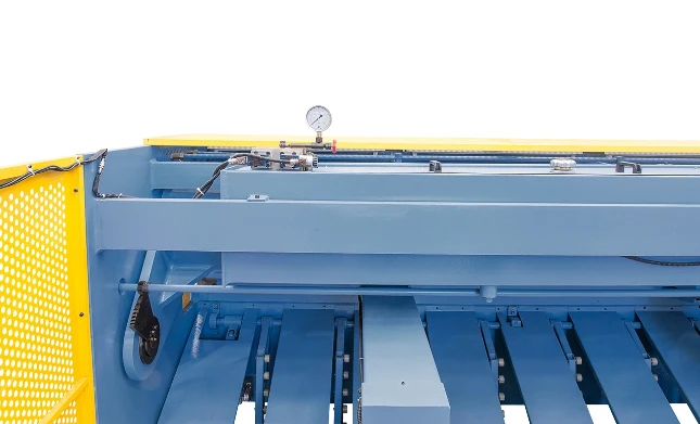 Bernardo Ciseaux à arasage HST 3200x8 hydraulique