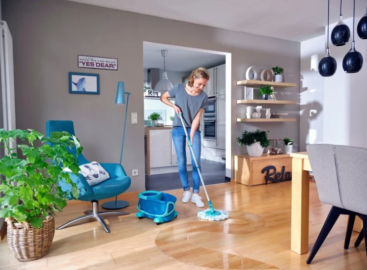 Leifheit Dweilset Clean Twist Disc Mop Ergo met wielen