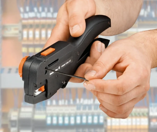 Weidmuller Krimptang STRIPAX Plus - 0.5-2.5 mm²