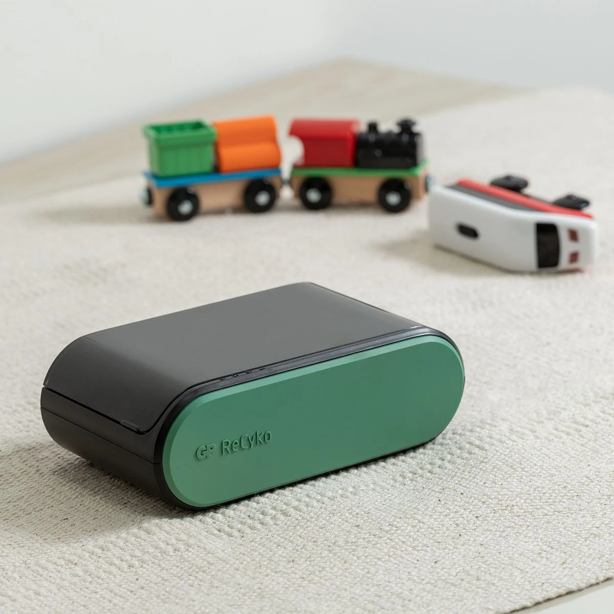 GP USB batterijlader ReCyko 4x AA 2100 mAh (universal charger)